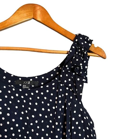 3 for $30 Forever 21 navy polka dot tank top - Picture 2 of 6